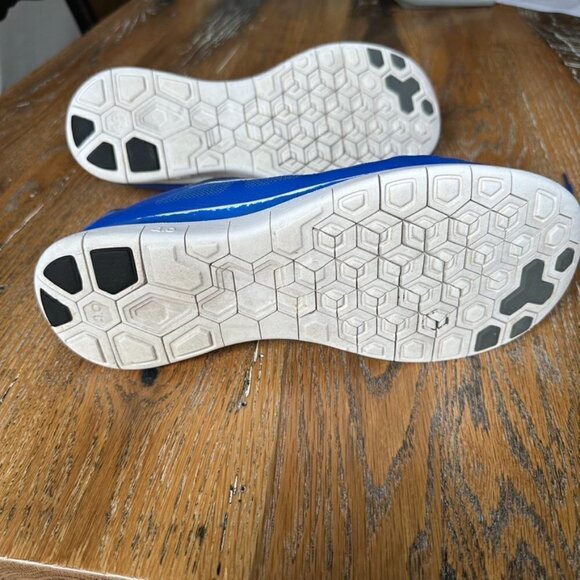 Nike Men's Free Trainer 4.0 Running Shoe Size 11.5 - Picture 9 of 13